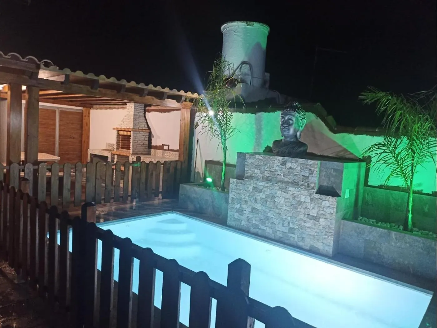 Chalet Con Piscina Privada Ideal Para Familias كونيل ذي لا فرونتيرا بيت للعطل